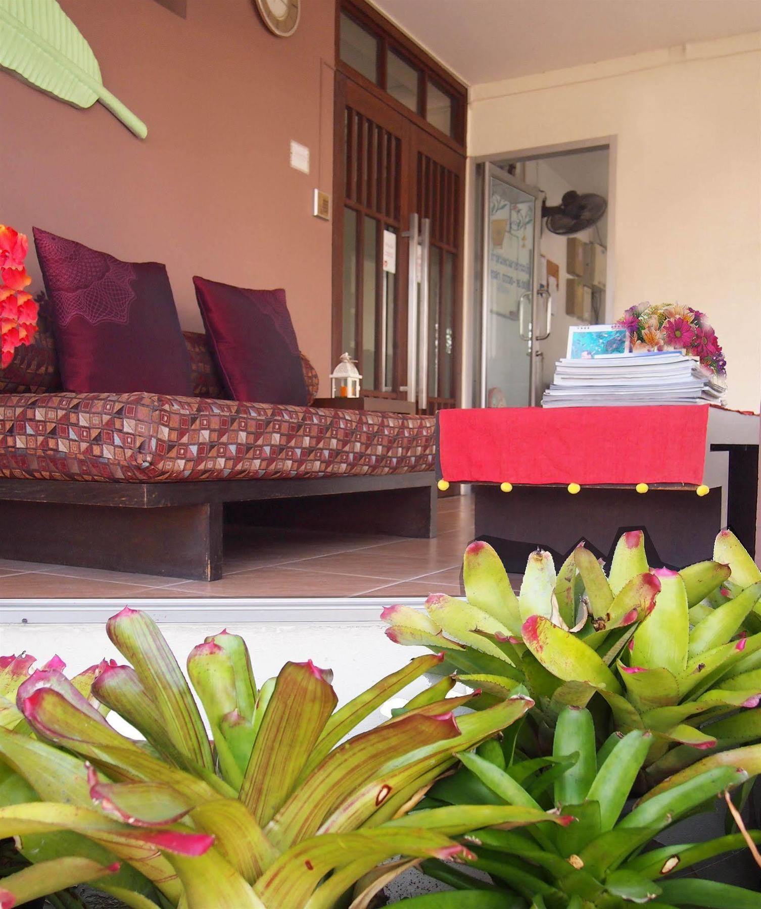 Thanapa Place Bangkok Extérieur photo