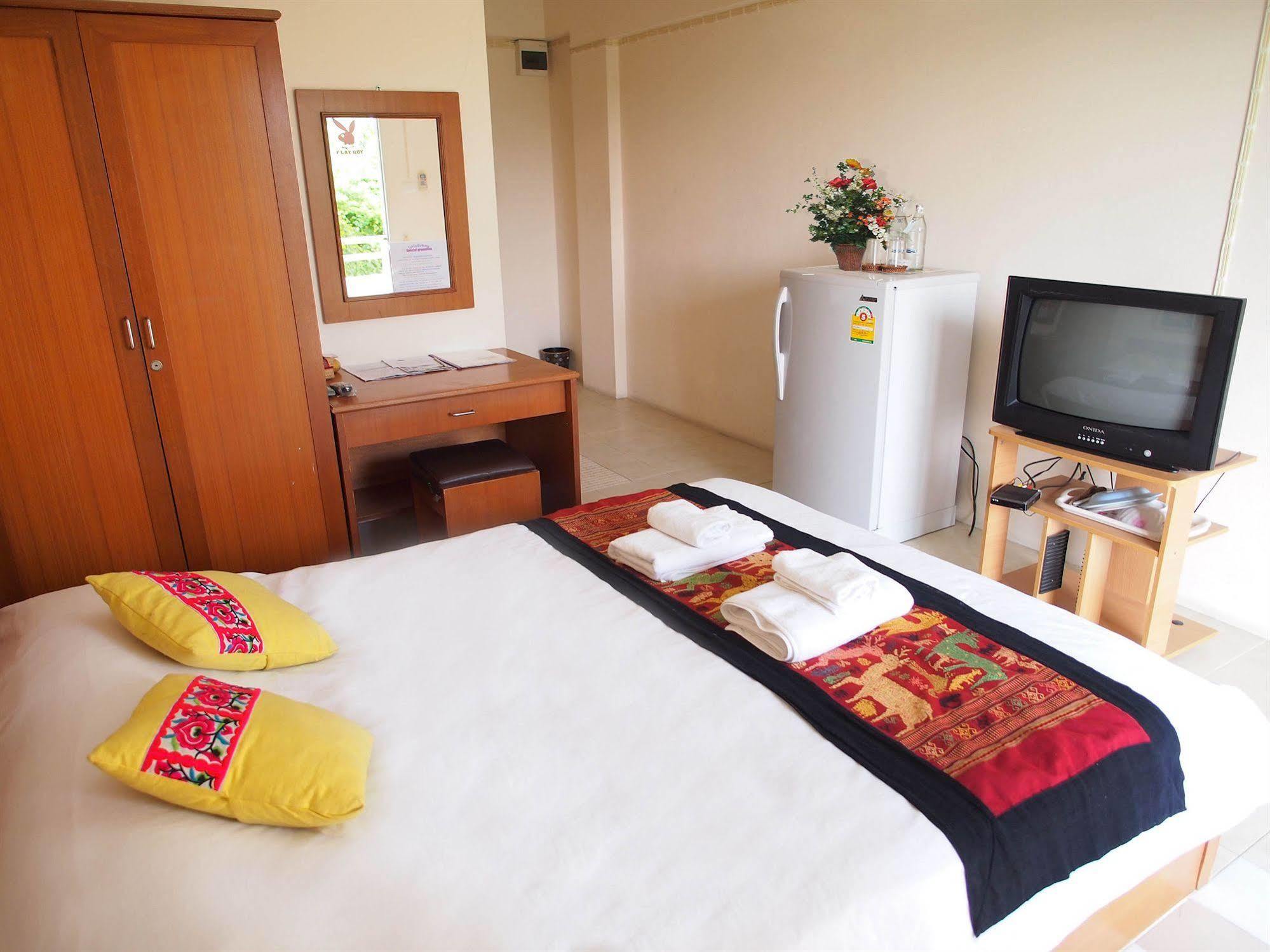 Thanapa Place Bangkok Extérieur photo